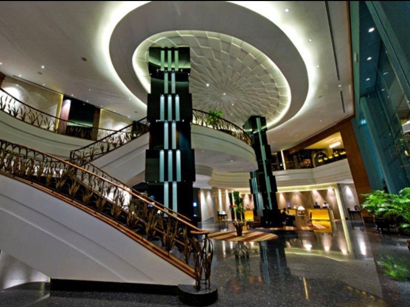 Eastin Hotel Kuala Lumpur Petaling Jaya Exterior foto The lobby of the hotel